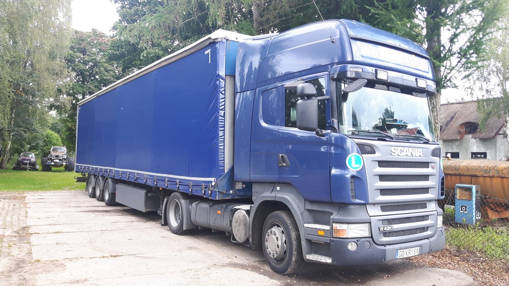 Scania R420  z naczepą do sam.osobowych Low deck