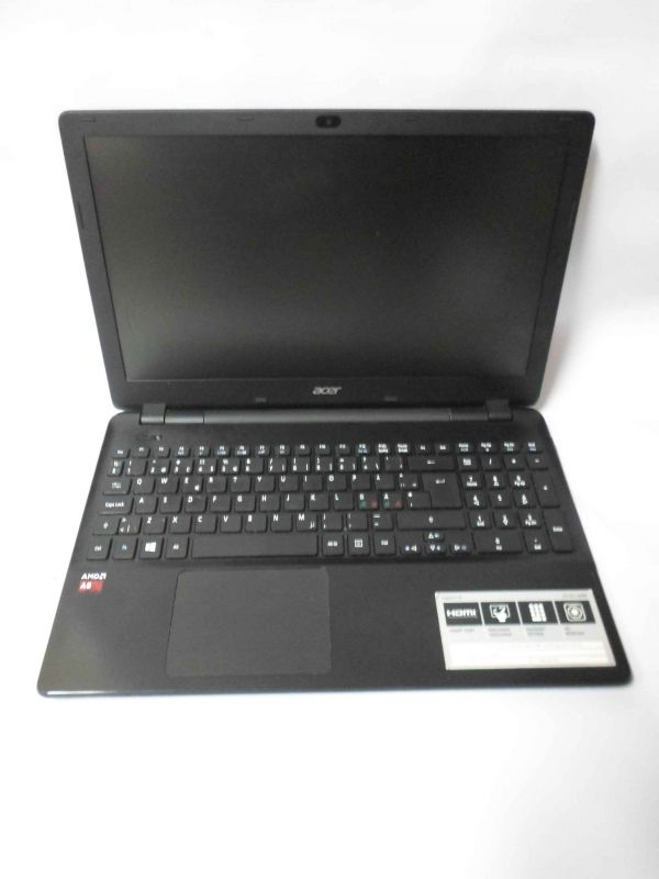 LAPTOP ACER E15 8 GB AMD QUADCORE A8 WIN8 1TB HDD