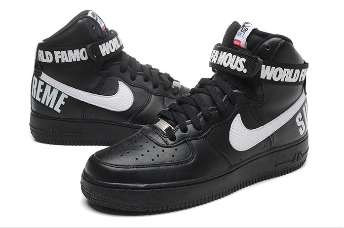 Force supreme. Nike Air Force 1 Supreme Black. Найк АИР Форс Суприм черные. Nike Air Force Supreme кроссовки. Nike Air Force 1 Supreme.