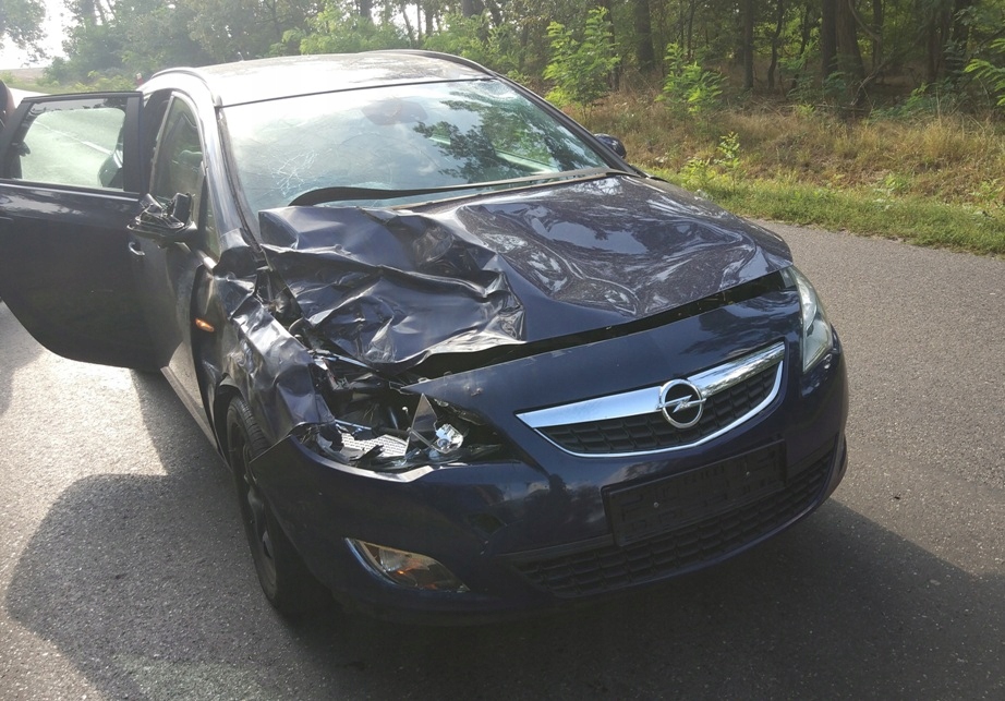 Opel Astra IV - uszkodzony- negocjacja silnik pali
