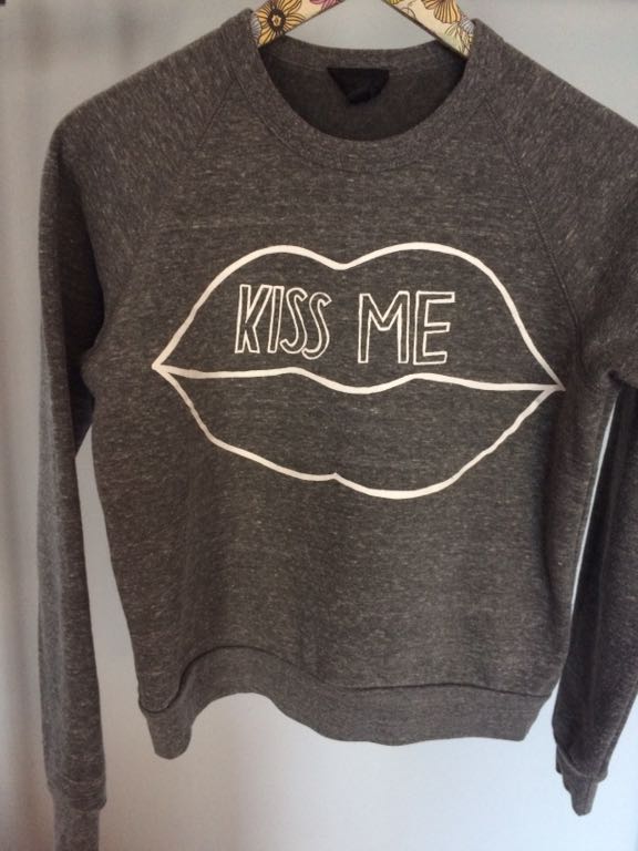 bluza TOPSHOP KISS ME PLNY LALA crop asos S