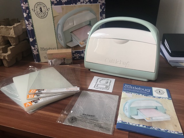 Cuttlebug V3 Cricut Maszynka do scrapbookingu