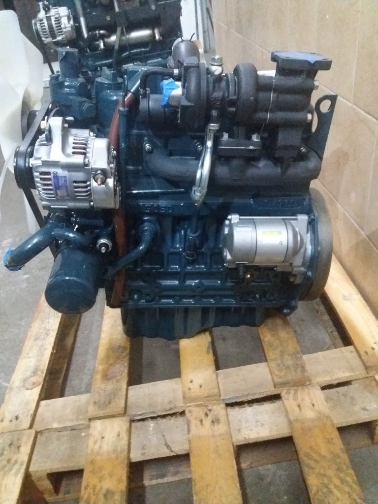 Silnik KUBOTA V1505-T ( 4 cylindrowy turbo)