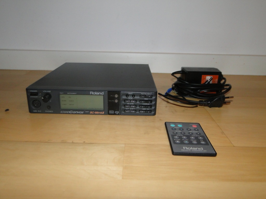 MODUŁ BRZMIENIOWY ROLAND CANVAS SC-55 MKII + PILOT