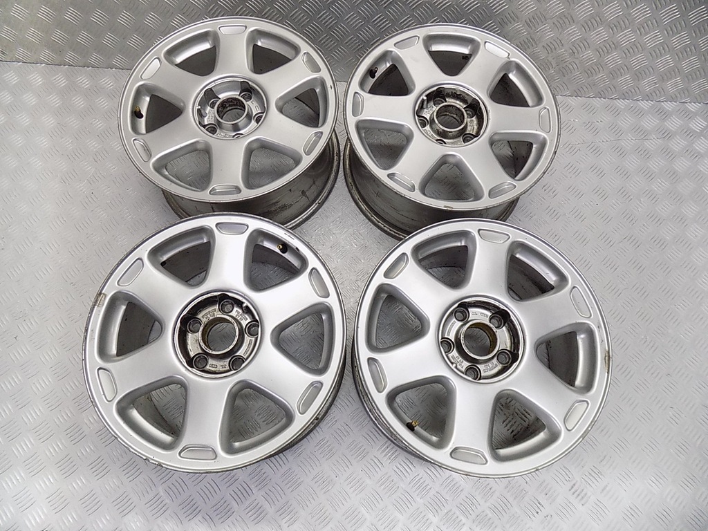 FELGI ALUMINIOWE 16 cali AUDI S2 S4 S6 895601025M