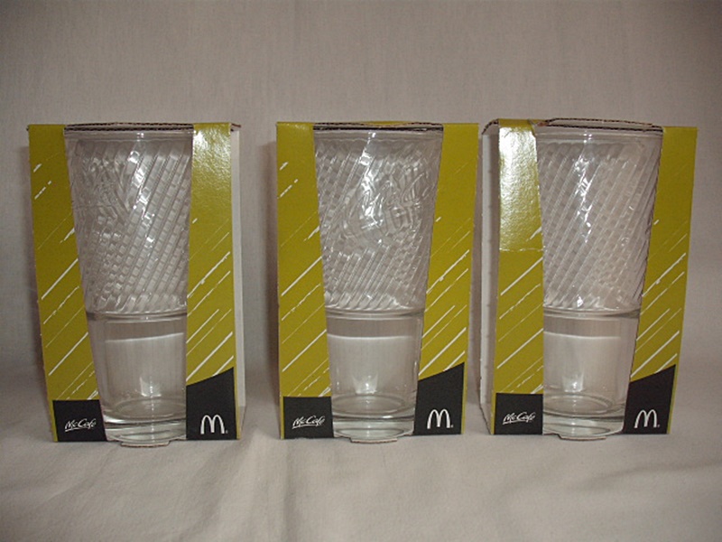 SZKLANKA COCA COLA  - MC DONALDS