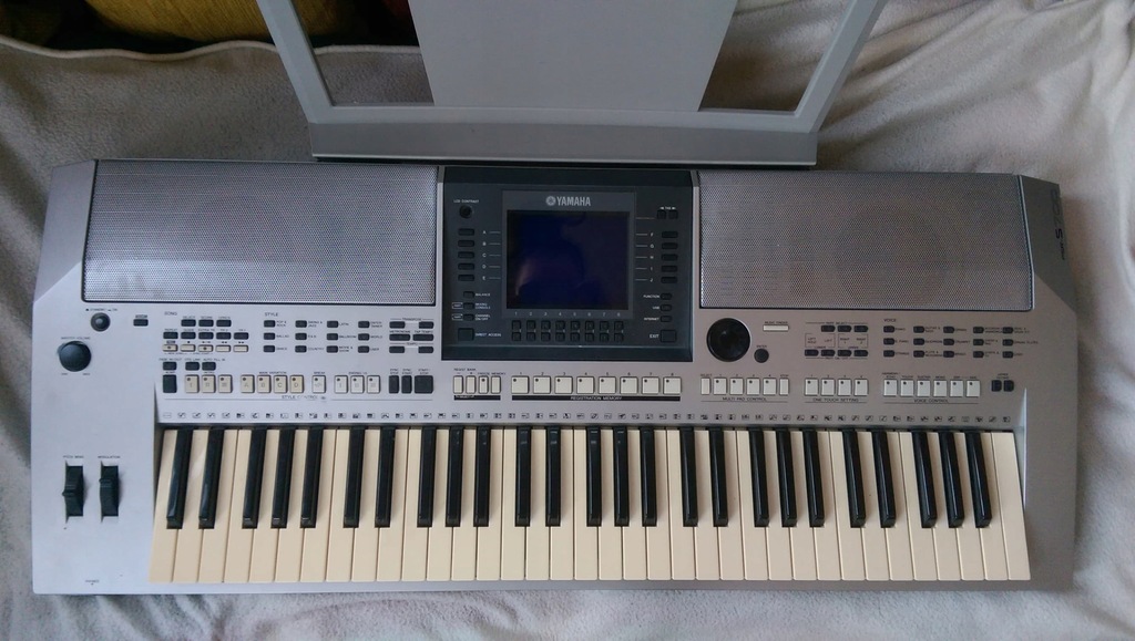 Keyboard Yamaha PSR-S700