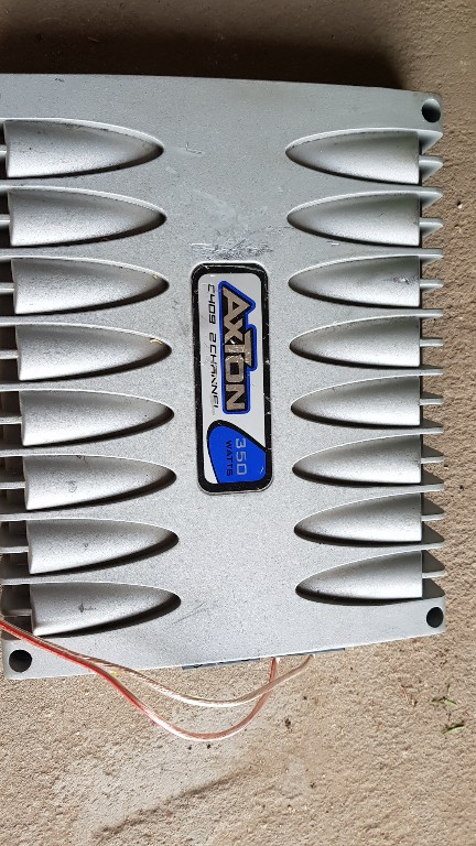 wzmacniacz axton c409 350w