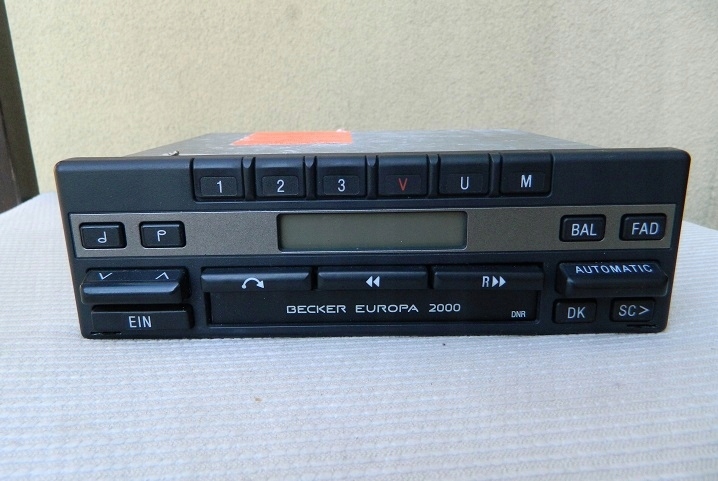 Radio Becker Europa 2000 do Mercedesa