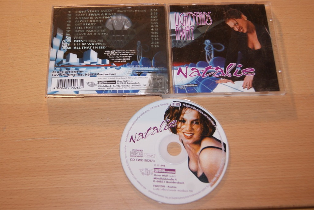 NATALIE - LIGHTYEARS AWAY [CD]