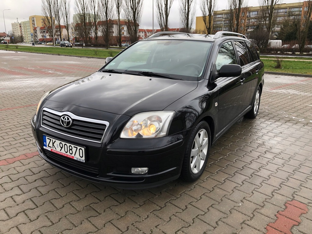 Toyota Avensis T25 kombi, czarna 2005 1.8 benzyna
