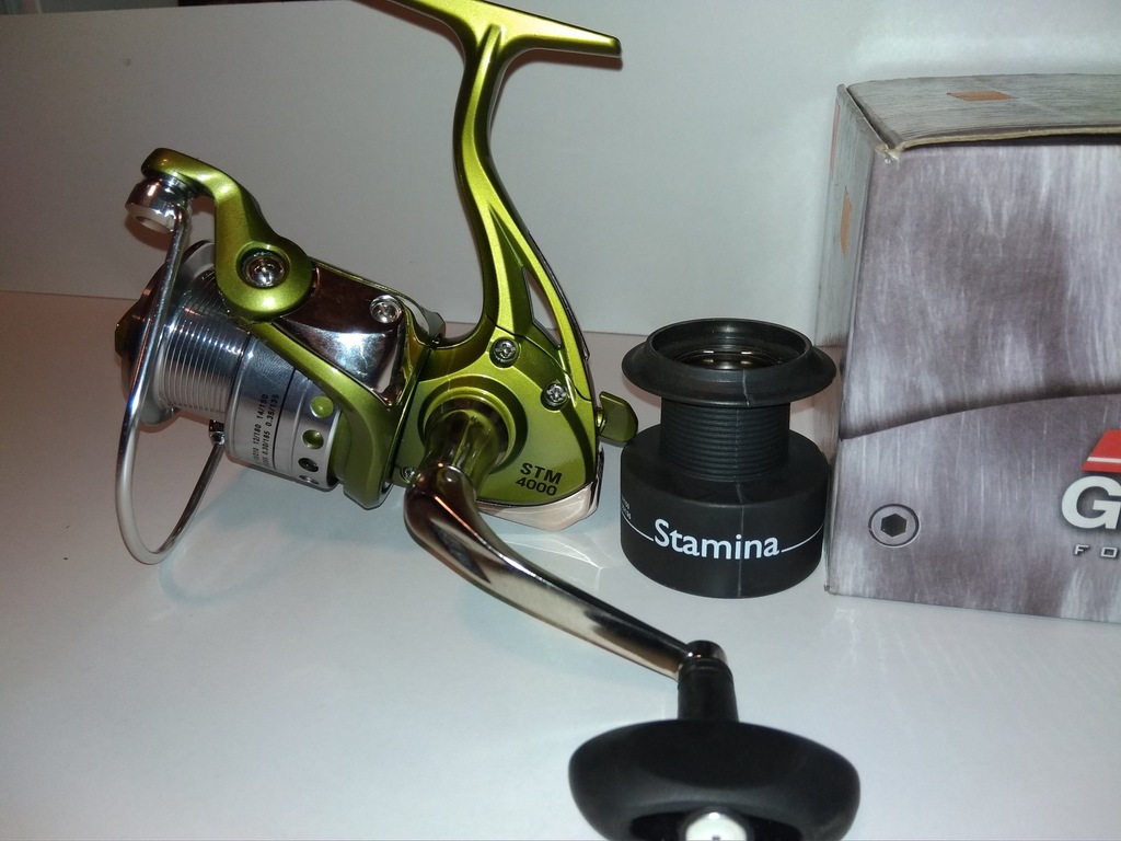 004. KOŁOWROTEK ABU GARCIA STAMINA STM 4000