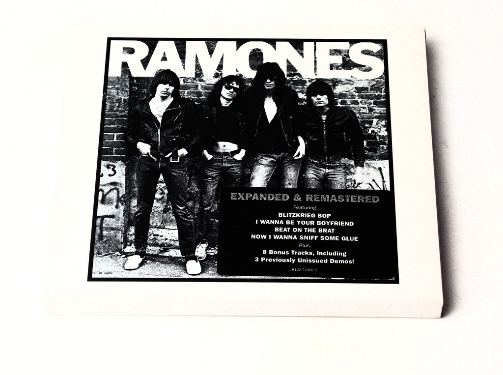 RAMONES - RAMONES [ALBUM]