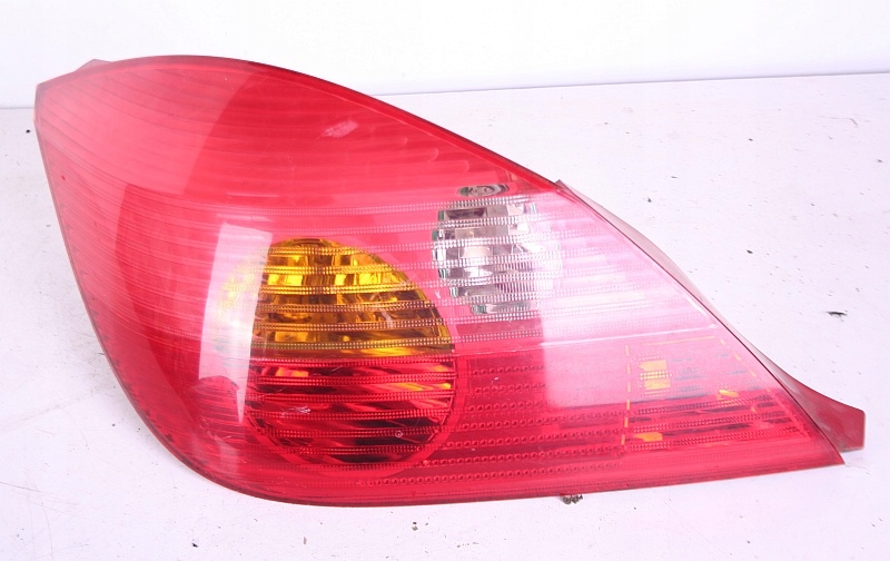 OPEL TIGRA B LAMPA TYŁ TYLNA LEWA