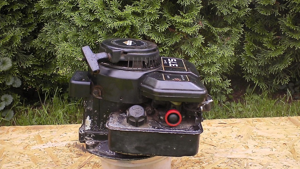 Silnik Spalinowy Briggs Stratton Sprint 375