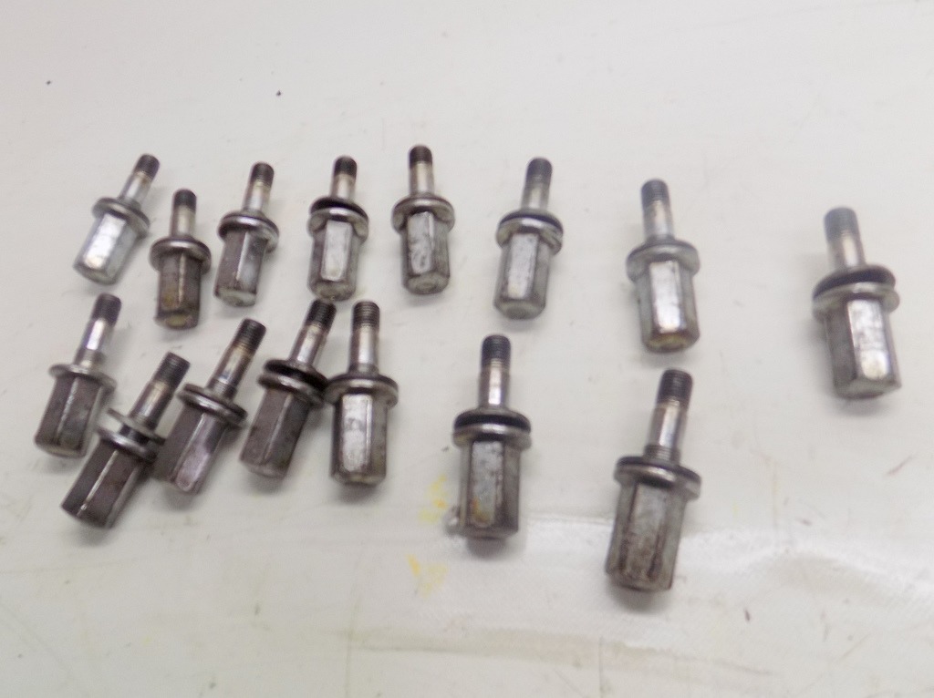 PEUGEOT 406 2.0HDI LIFT SZPILKI DO FELG ALU. 15SZT - 7140777490 ...
