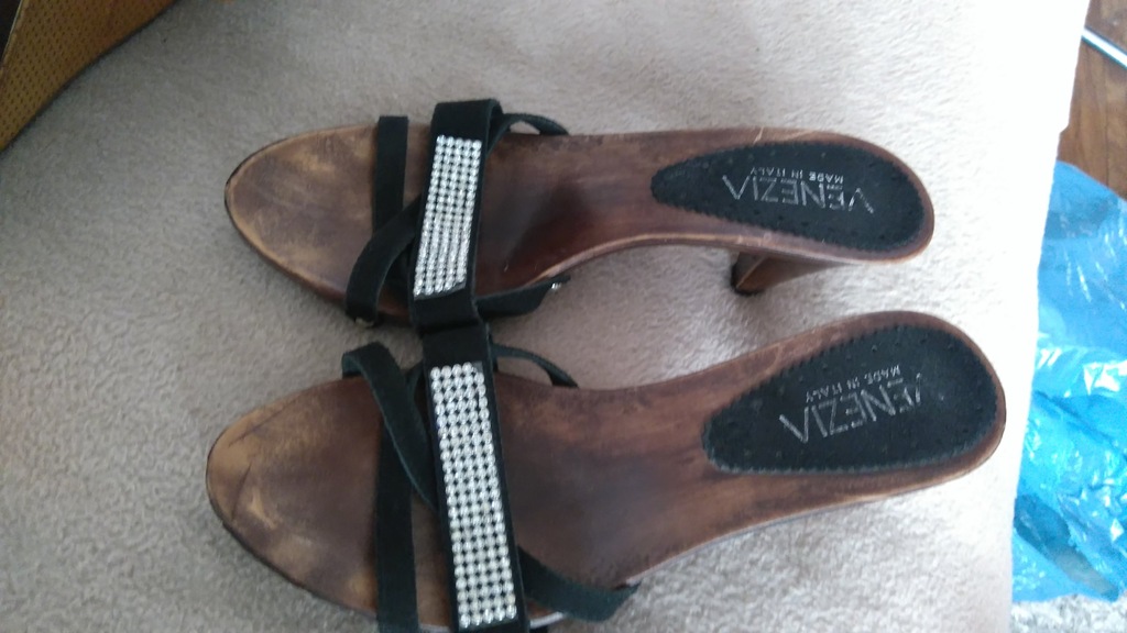 buty klapki venezia  38 cyrkonie śliczne
