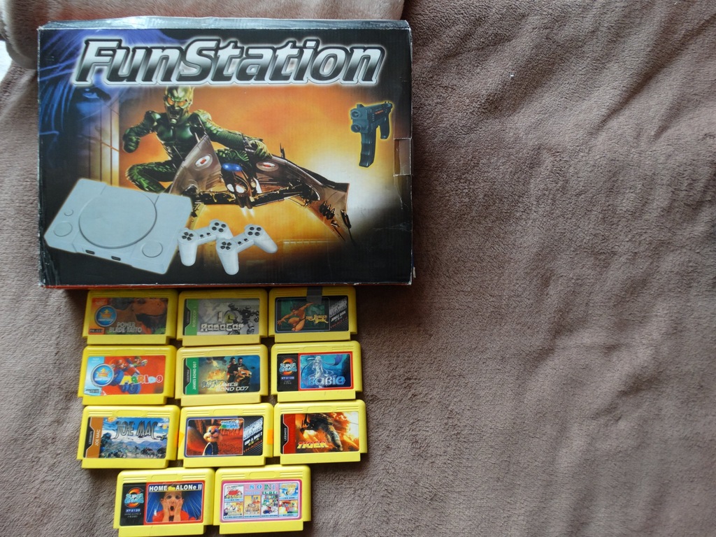 Gry Cartridge 11 sztuk +Gra FunStation (Pegasus).