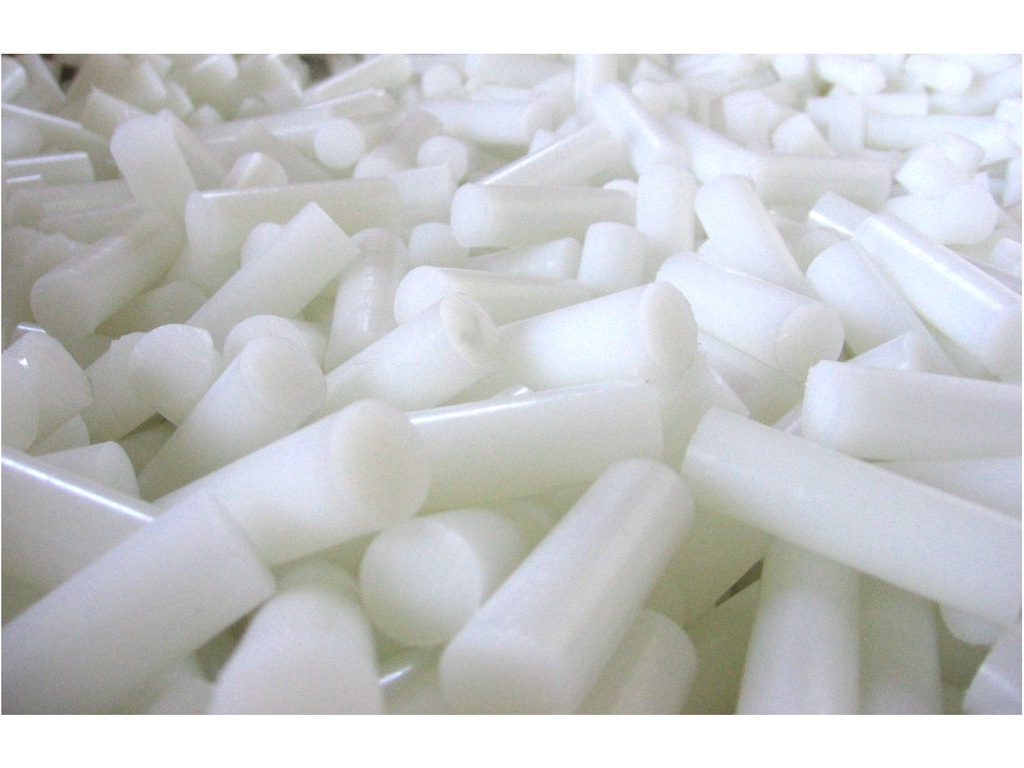 PA6 Barre Ronde Extrudée | Nature | 1.000 | 140 | RBPA61401NA