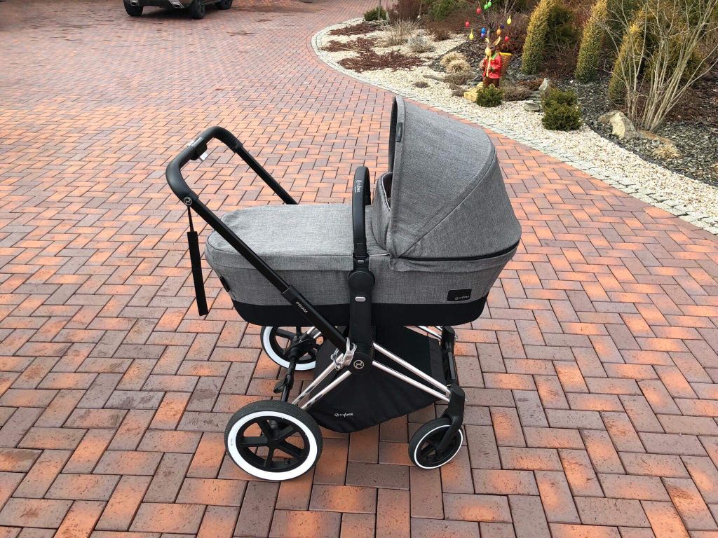 cybex priam manhattan gray