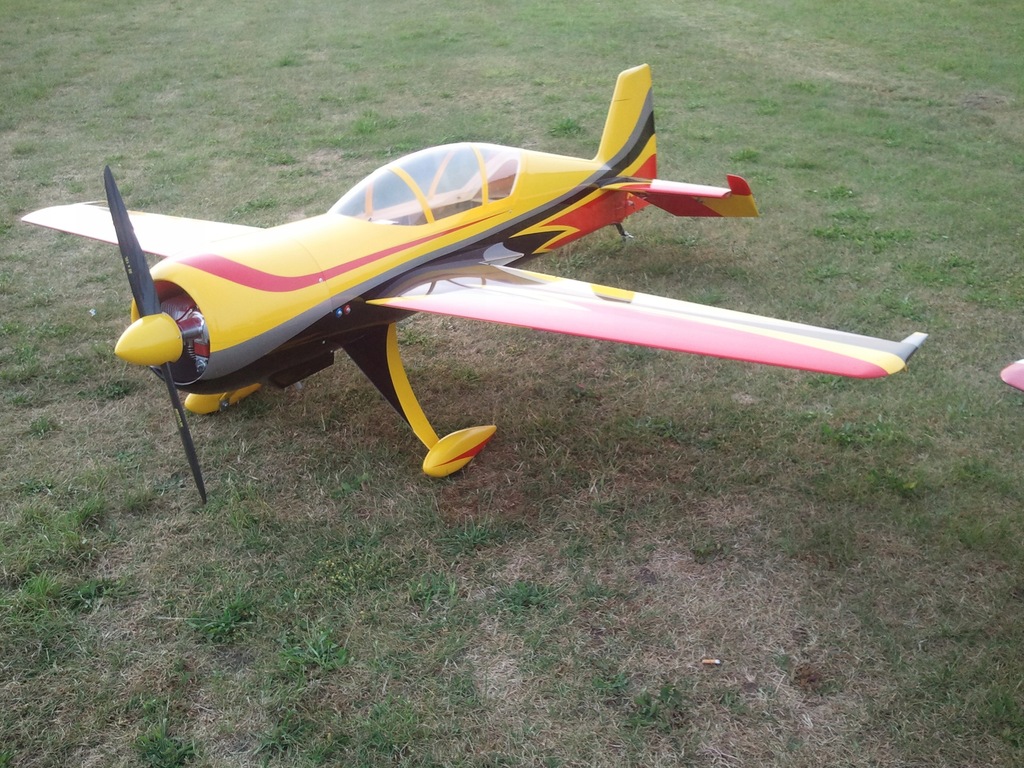 SU 29 KRILL model - 3m - z DA 170 - wyposażony