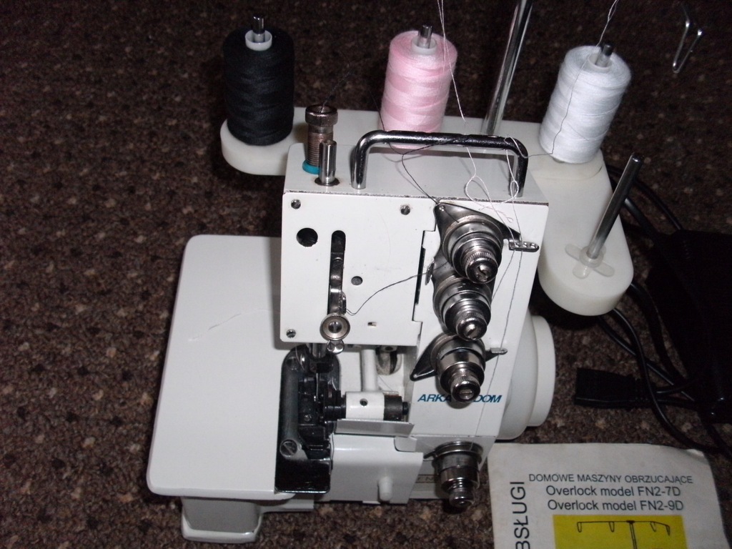Overlock owerlok maszyna Arka Radom FN2-9D 4 nitki