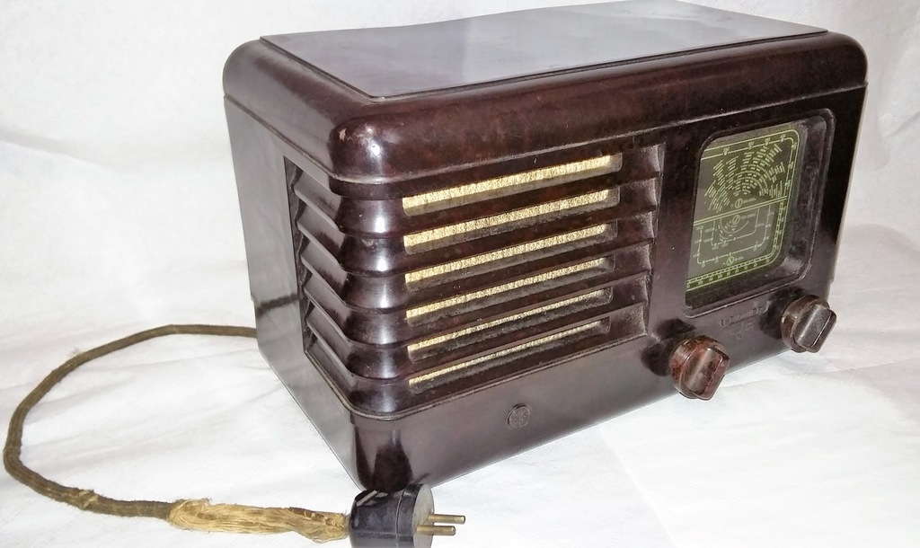 RADIO PIONIER STARE RADIO PIONIER U2 BAKELIT