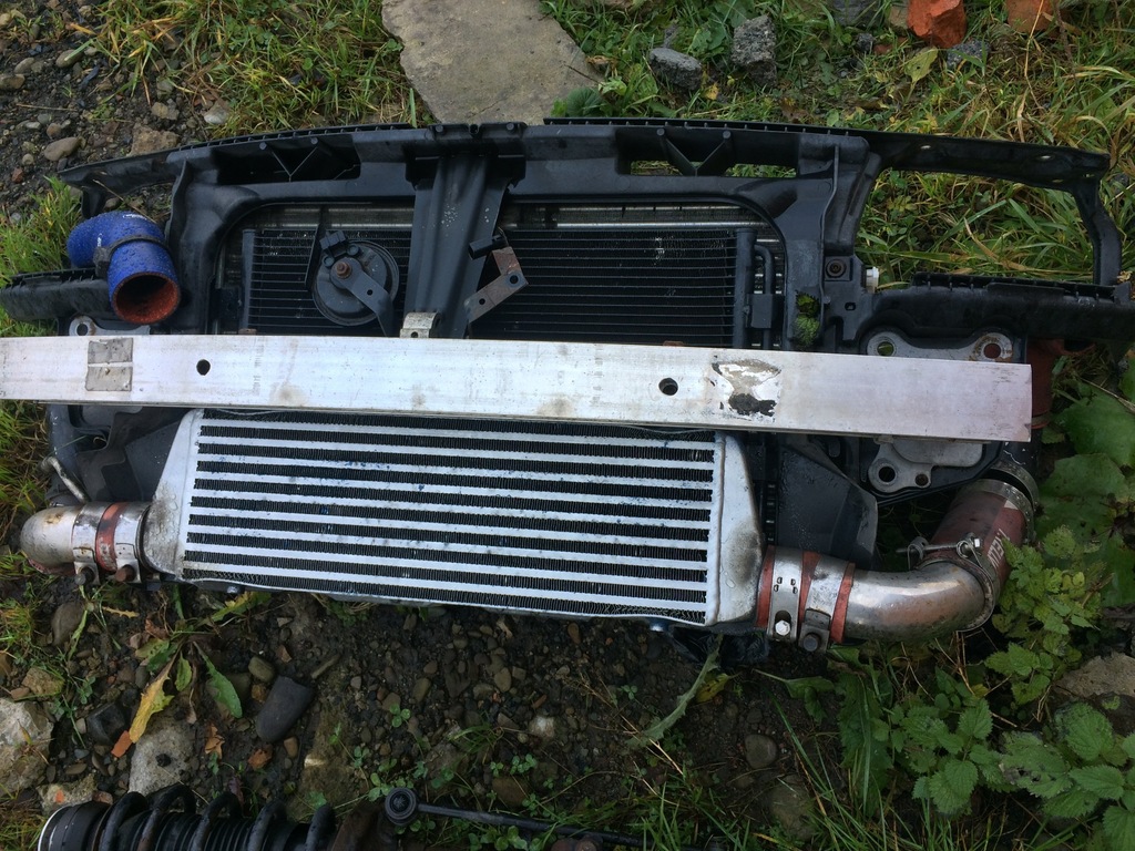 INTERCOOLER CENTRALNY WEŻE AUDI S3 8L TT 8N GOLF