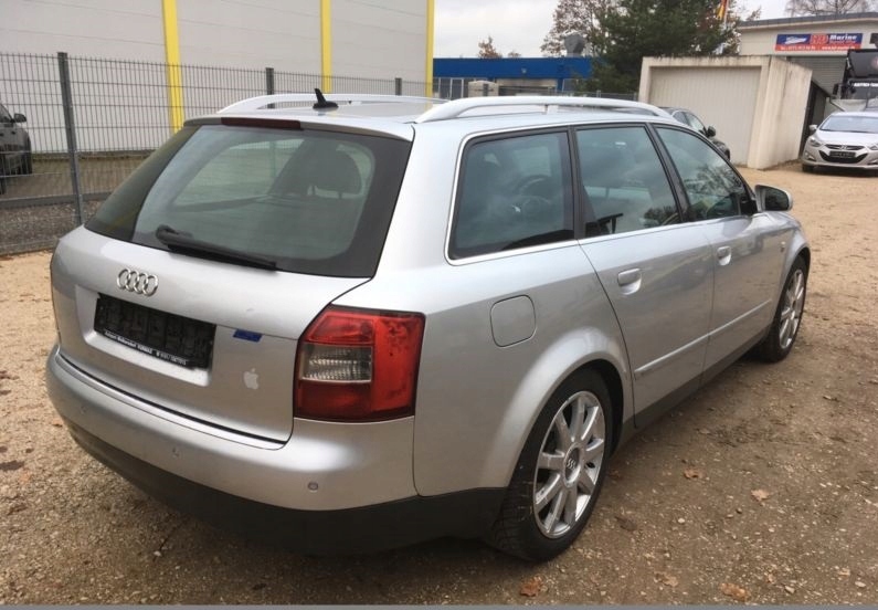 AUDI A4B6 KOMBI KLAPA TYŁ ZDERZAK LY7W