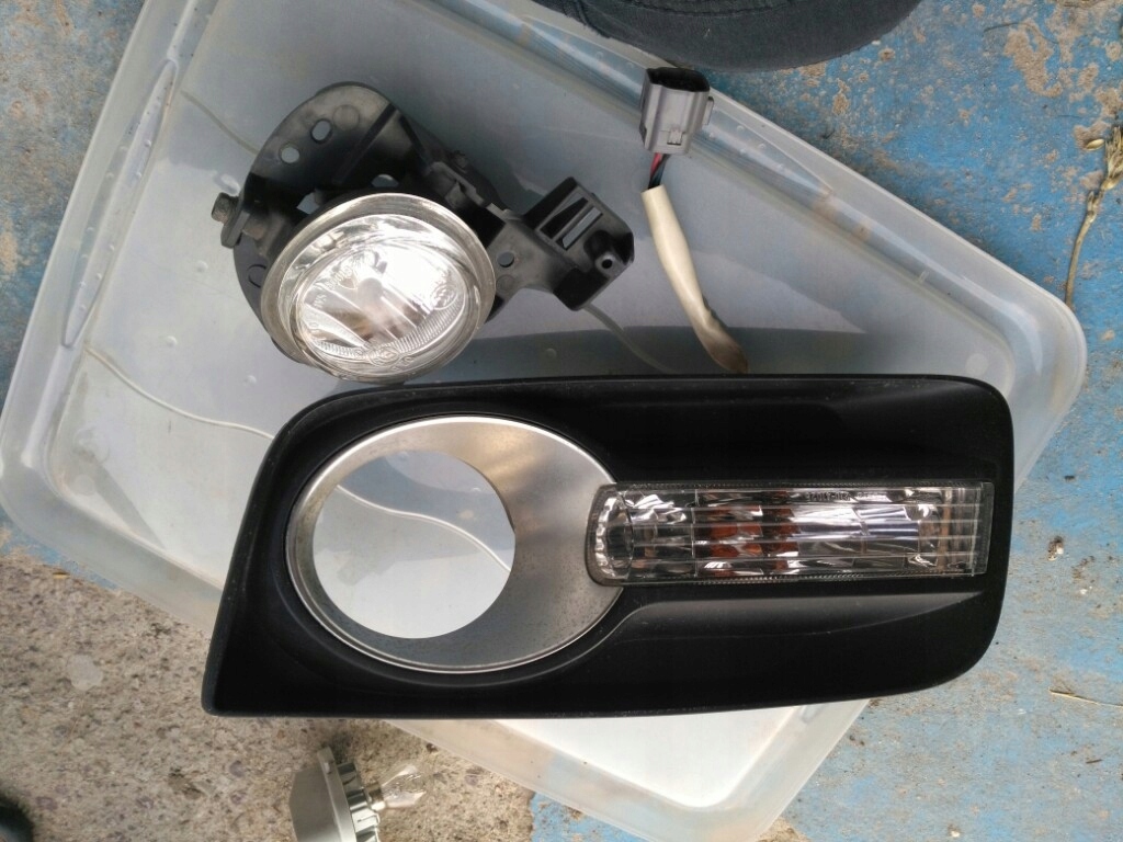Kratka halogen lewa mazda cx7