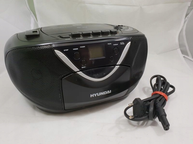 RADIO ODTWARZACZ HYUNDAI TRC 718 OKAZJA