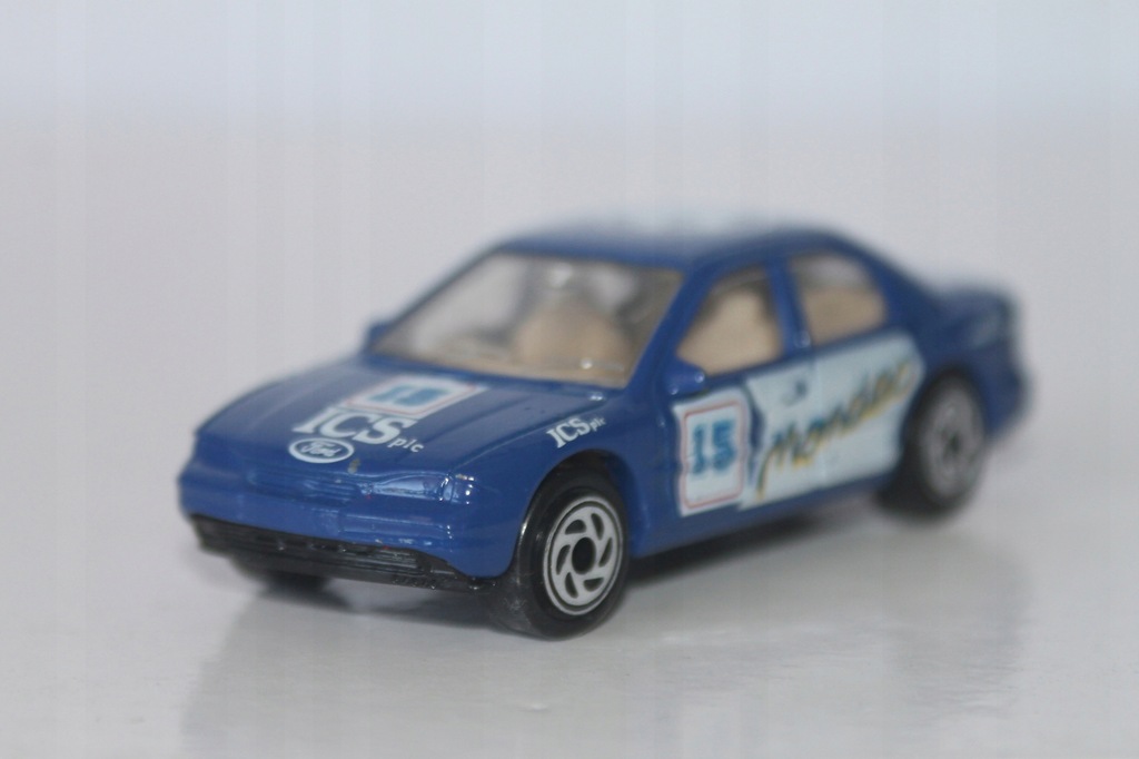 matchbox ford mondeo