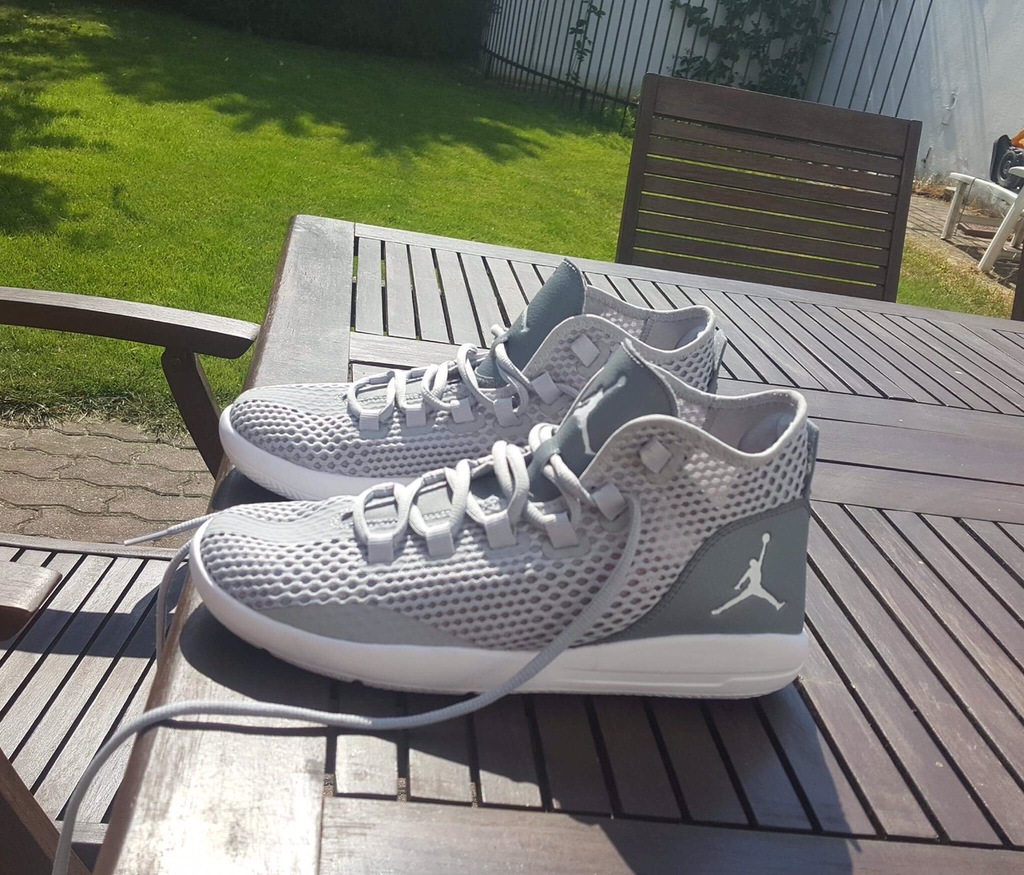 NIKE AIR JORDAN REVEAL WOLF GREY