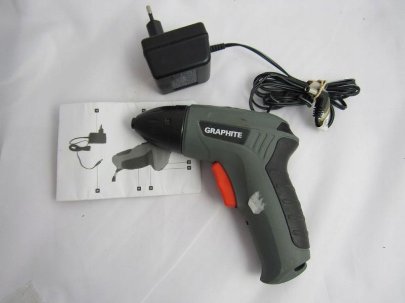 WKRĘTAK AKUMULATOROWY GRAPHITE 58G149 + ŁADOWARKA