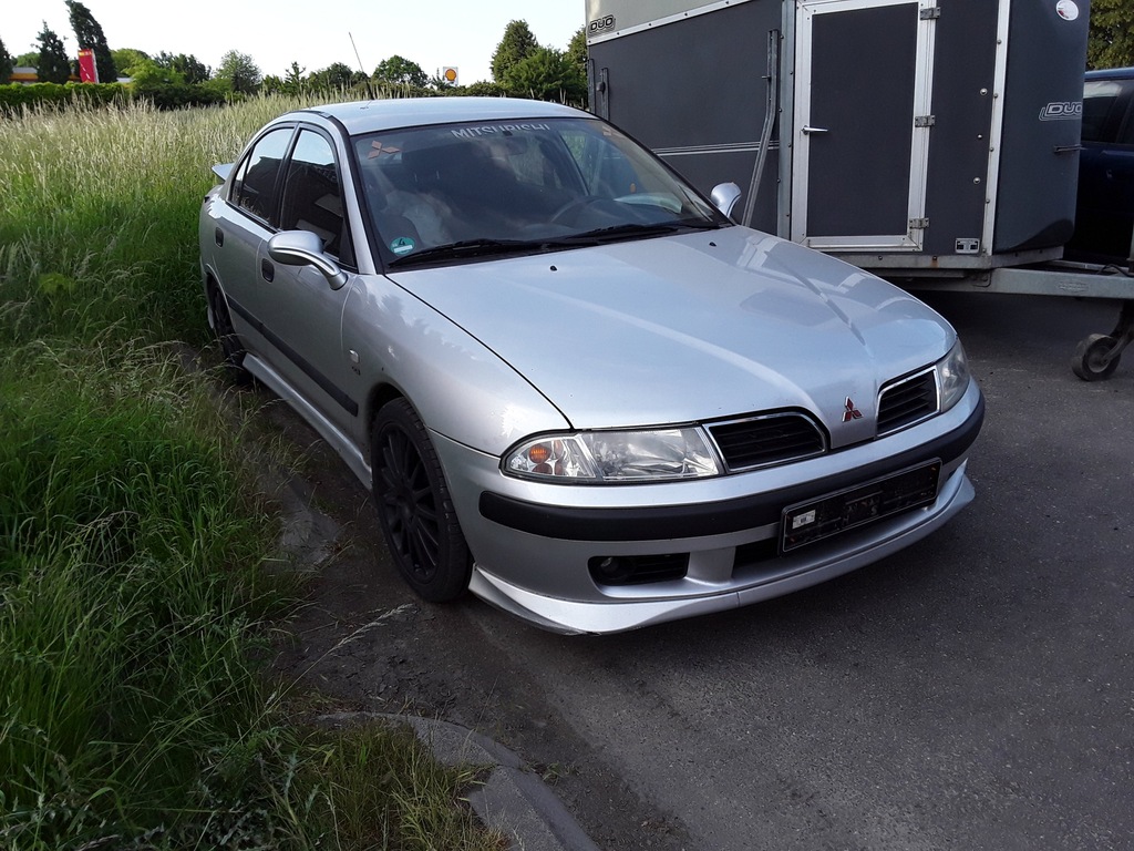 MITSUBISHI CARISMA 1.8 GDI  CENA 2800
