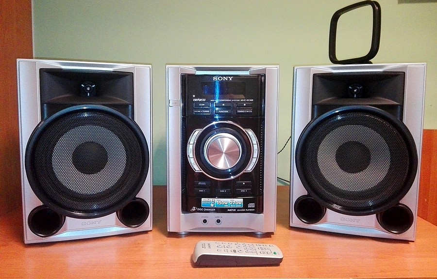 Mini wieża SONY HCD - EC68 z pilotem i anteną