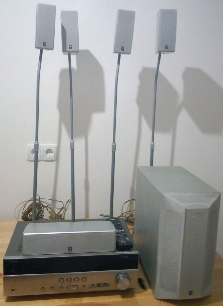 Yamaha RXV 375 + głosniki Yamaha + Aktywny Sub 7160184834