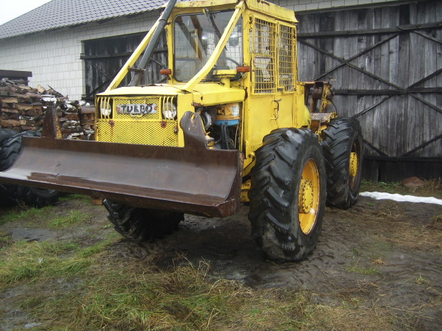 CIĄGNIK LEŚNY ZRYWKOWY SKIDDER LKT 81 TURBO SKIDER