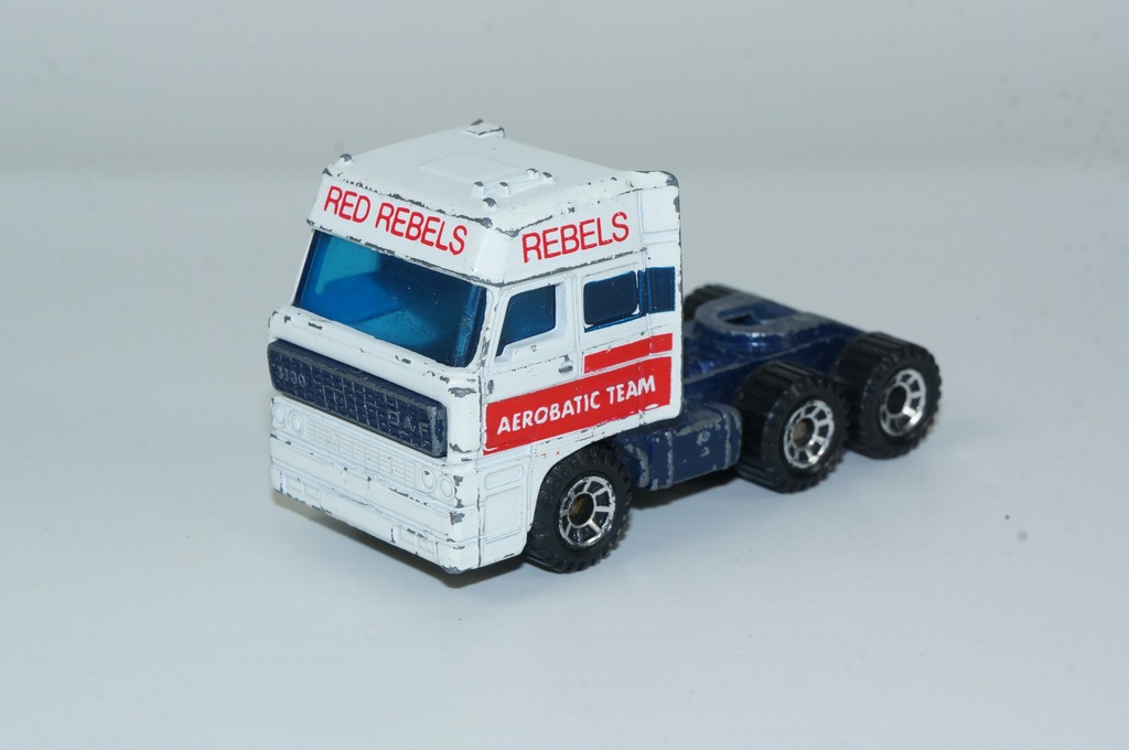 Matchbox daf 3300 space sales cab