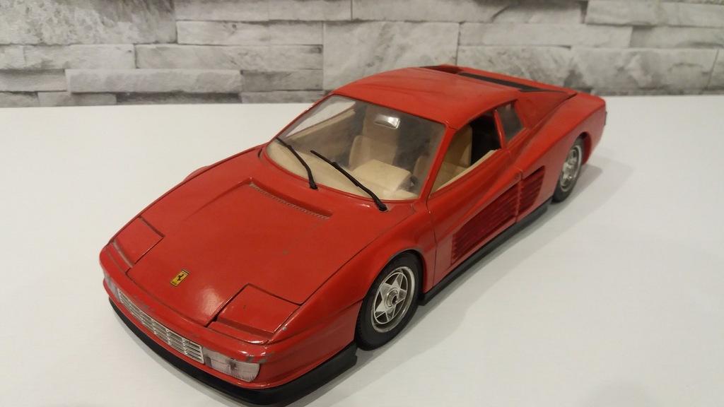 bburago ferrari testarossa 1984