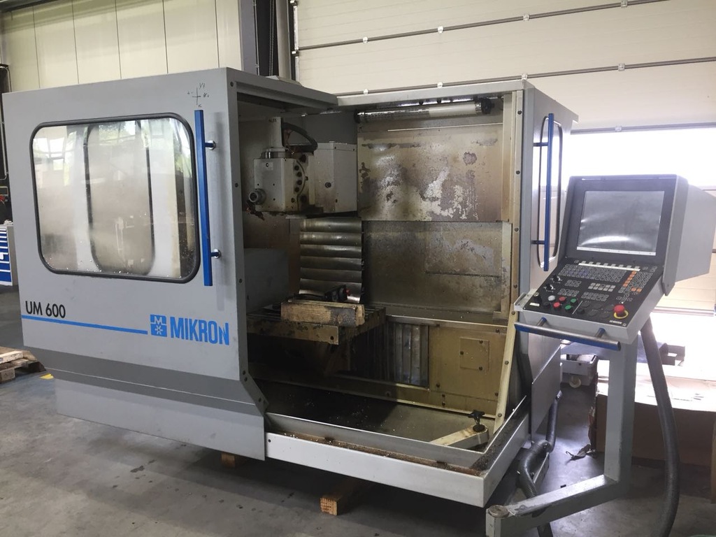 Frezarka centrum obróbcze MIKRON UM 600