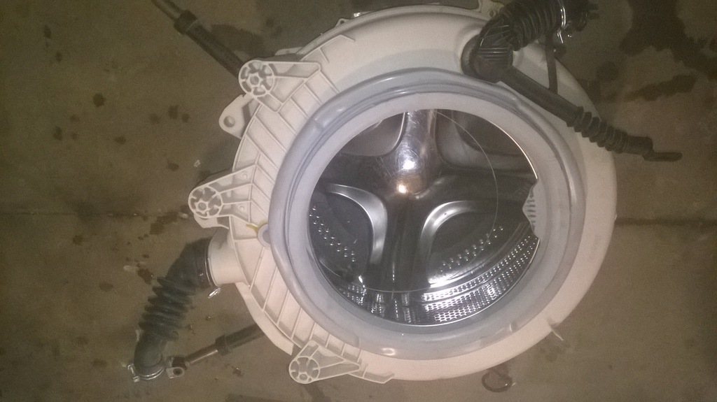 Zbiornik bęben pralki Electrolux EWS 105210A
