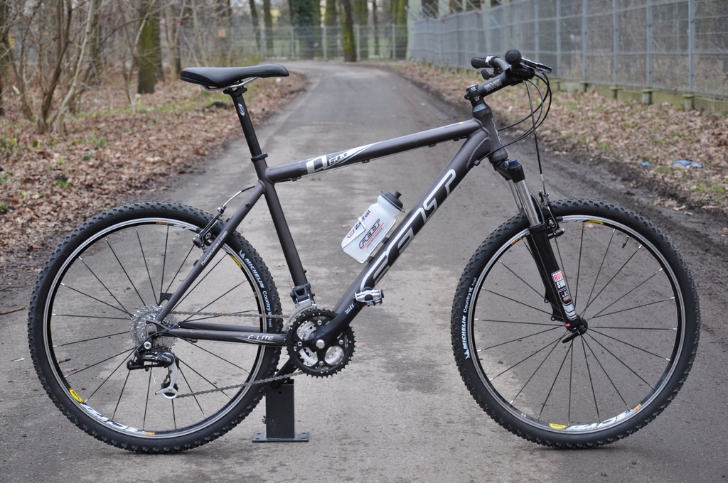 FELT Q600  3x9 SRAM X7 ROCK SHOX koła 26 rama 19,5