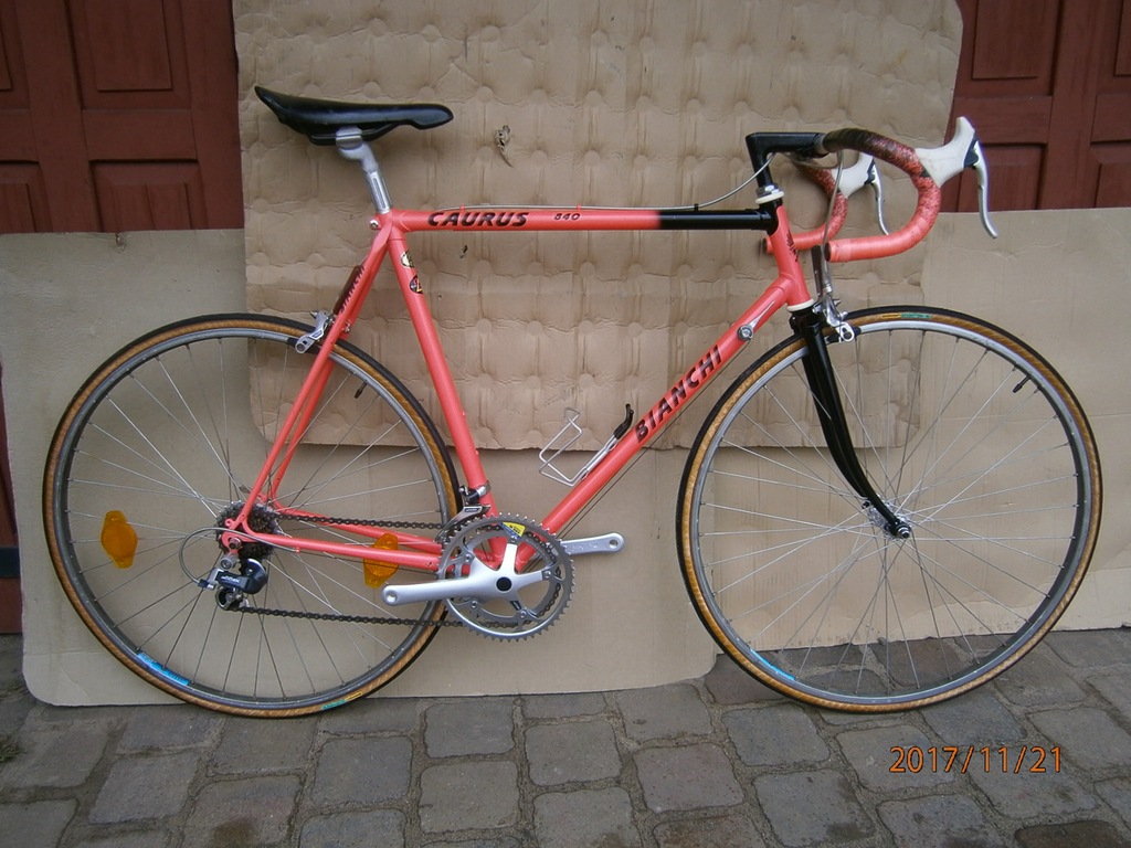 KLASYK BIANCHI-CAURUS 840-RAMA ORIA-KOŁA AMBROSIO