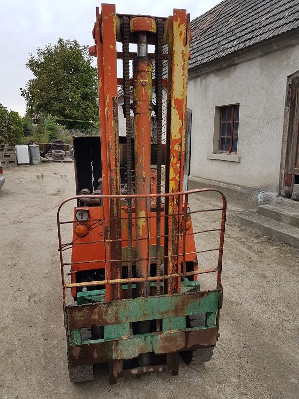 Wózek widłowy Rak Suchedniów Długi maszt C-330