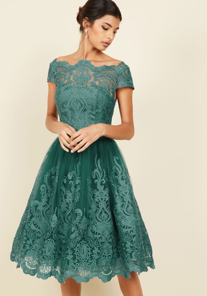 Chi chi laurel dress 2025