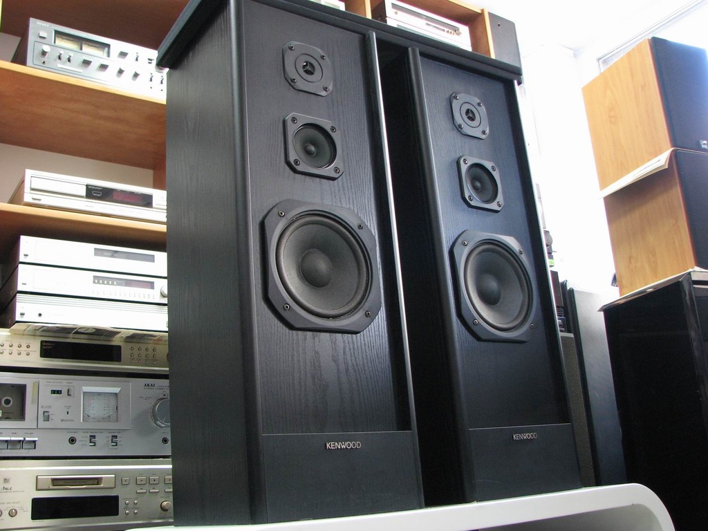 CIEKAWE KOLUMNY KENWOOD LS-150 F