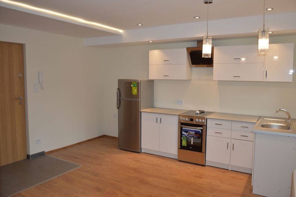 RYBNIK*CENTRUM*38m2* DEPTAK*POWSTAŃCÓW ŚL