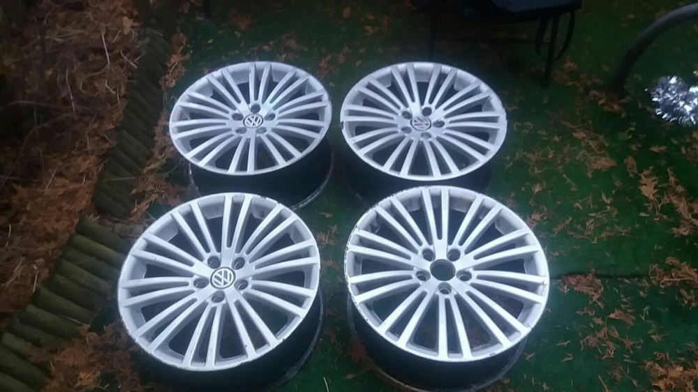 Felgi 400zł komplet R32 18 cali do VW Passat Golf