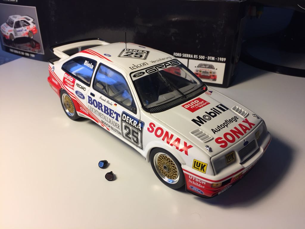 Minichamps Ford Sierra RS 500 Cosworth DTM 1:18